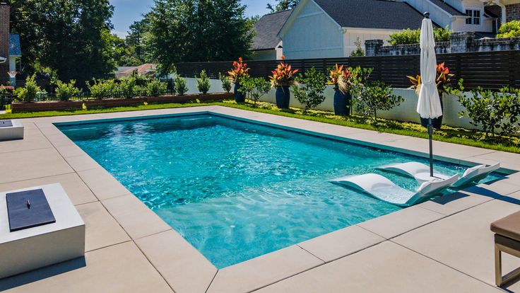 Modern Rectangle Pool in Historic Heathwood – The Clearwater Pool Company (1)